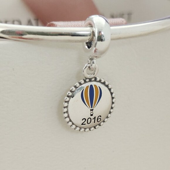 Pandora 2016 World Hot Air Balloon Exclusive Dangle Charm with box - Picture 7 of 7
